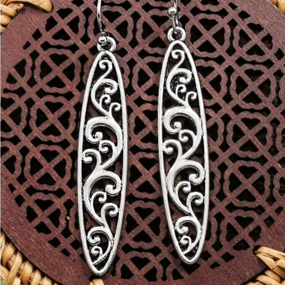 🆕 Silver Filigree Earrings!!!  Brand NEW!!!